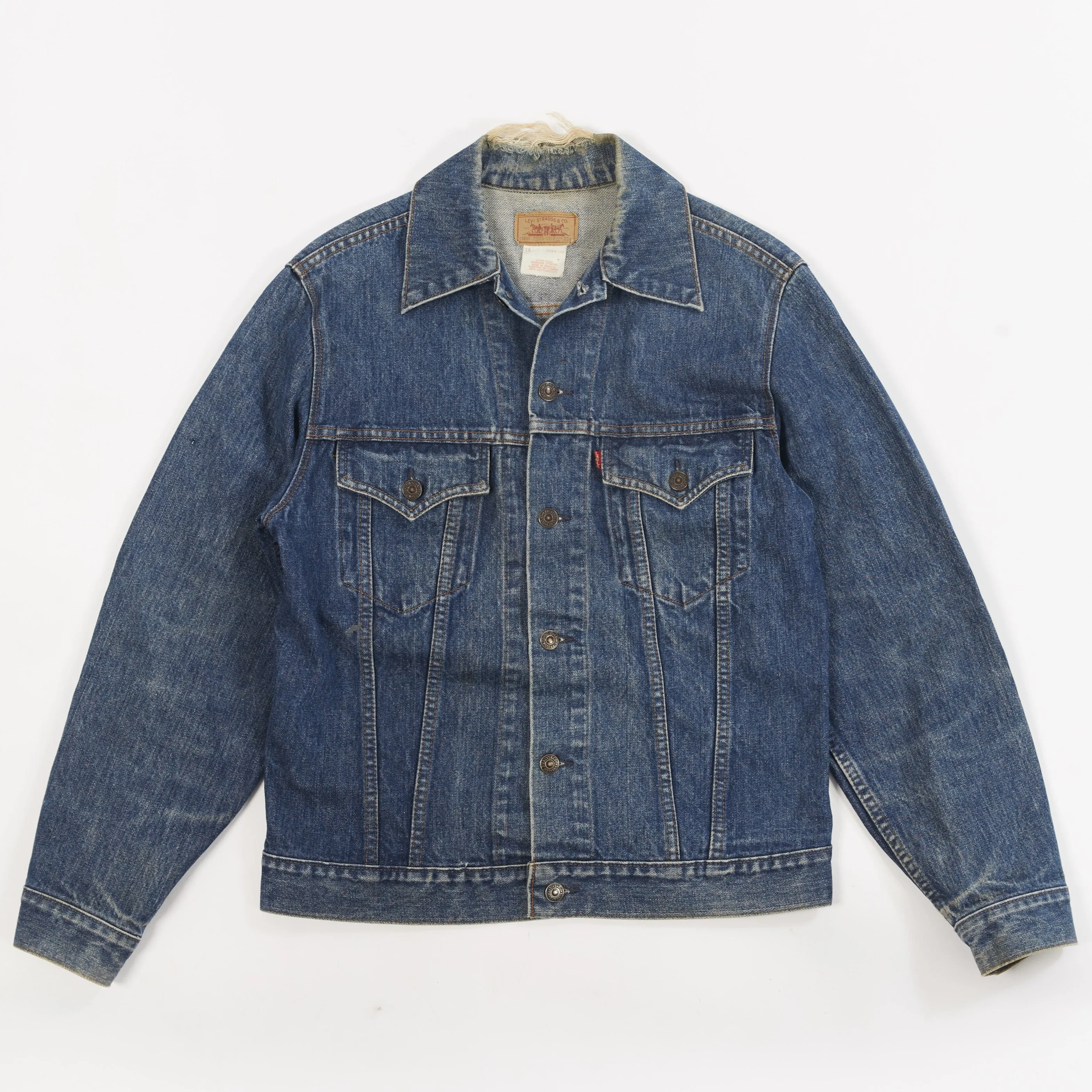 1980's Vintage Levi's Trucker Jacket| 75505-0217| Union Made| Medium Wash| Denim Jean Jacket| 2 pockets| Levi Strauss & co. (Men's 38)