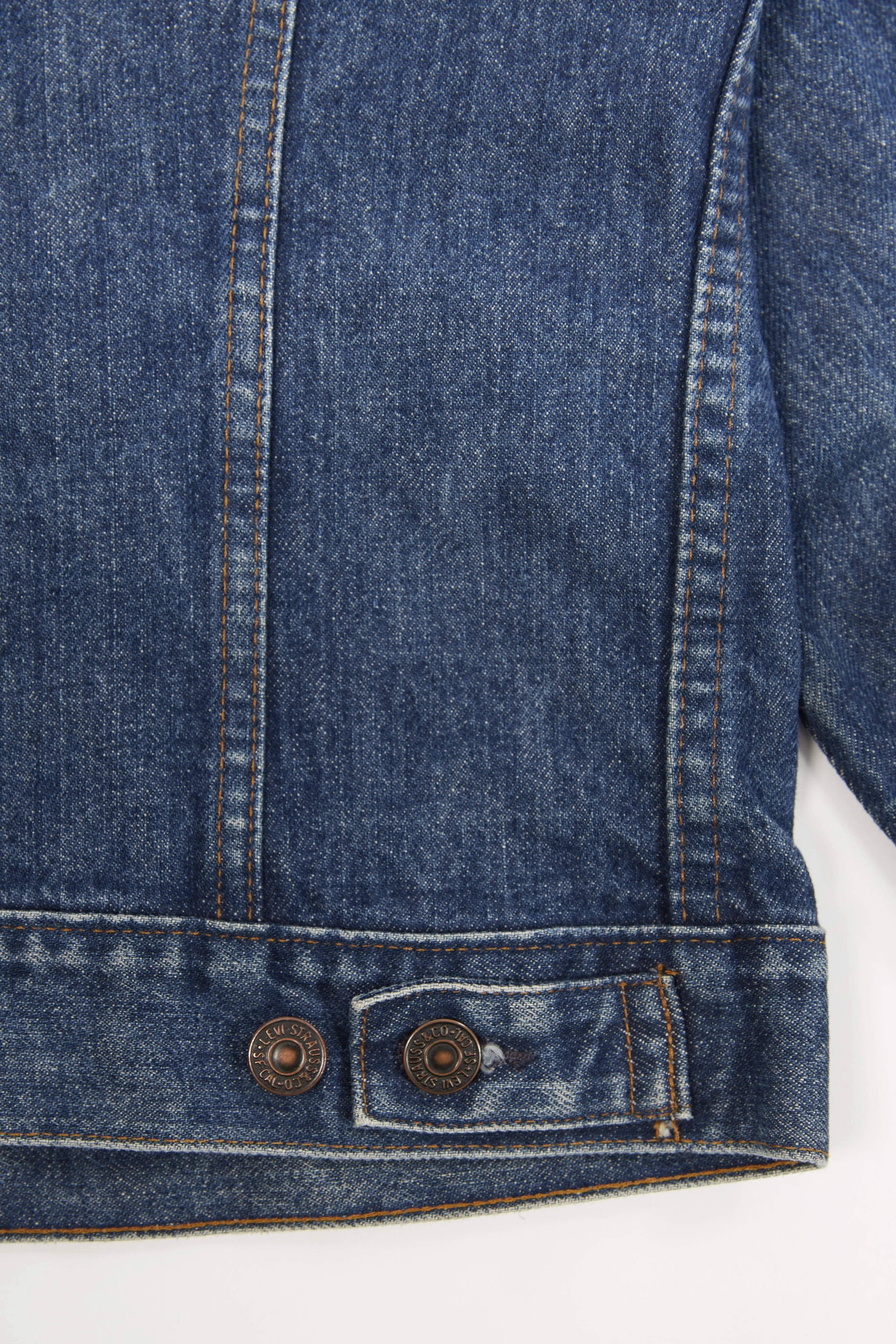 1980's Vintage Levi's Trucker Jacket| 75505-0217| Union Made| Medium Wash| Denim Jean Jacket| 2 pockets| Levi Strauss & co. (Men's 38)