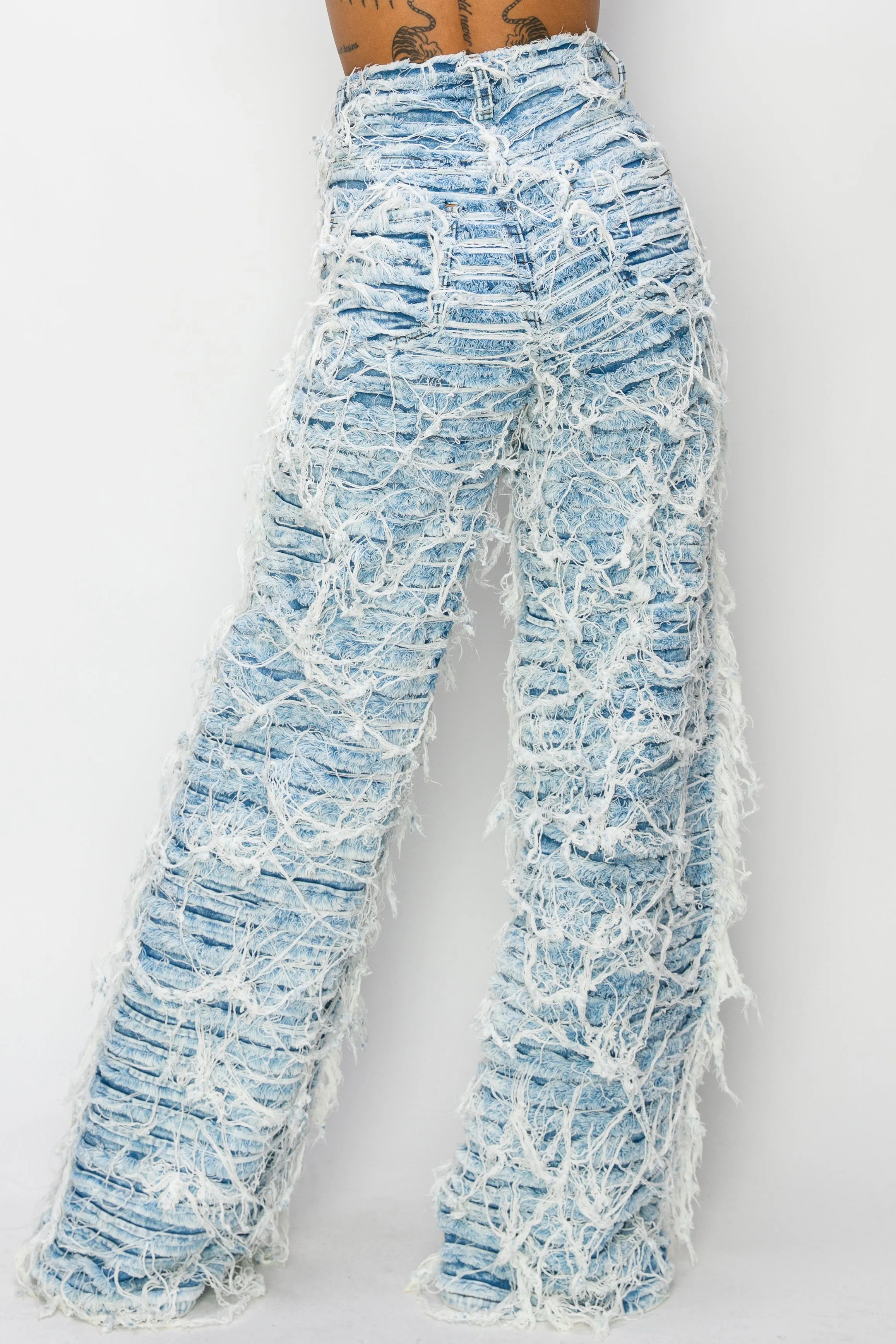 40673 High Rise Wide Leg Dual Layer Frayed Jeans