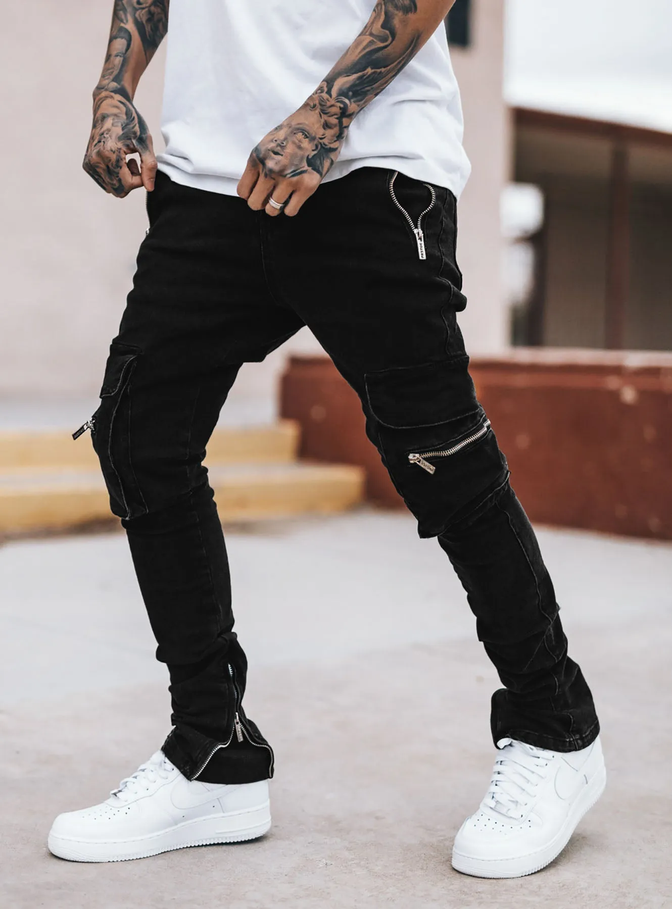 Cargo Jeans V6 in Jet Black