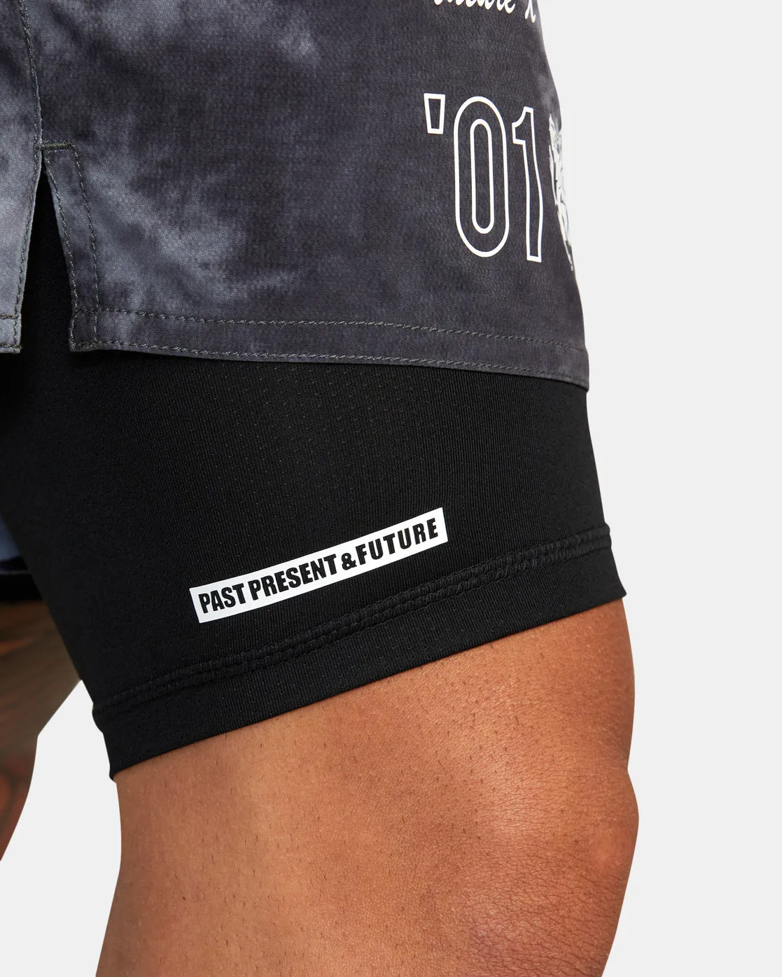 Yogger Train 2-In-1 Elastic Waist Workout Shorts 17" - RVCA Black Tie Dye