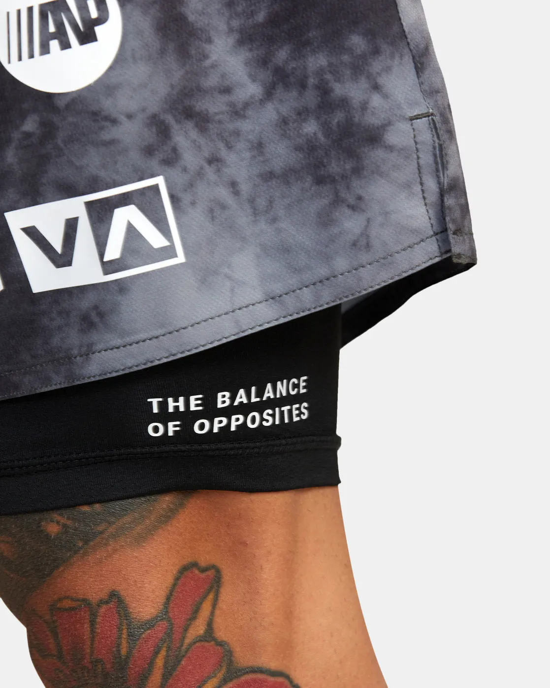 Yogger Train 2-In-1 Elastic Waist Workout Shorts 17" - RVCA Black Tie Dye